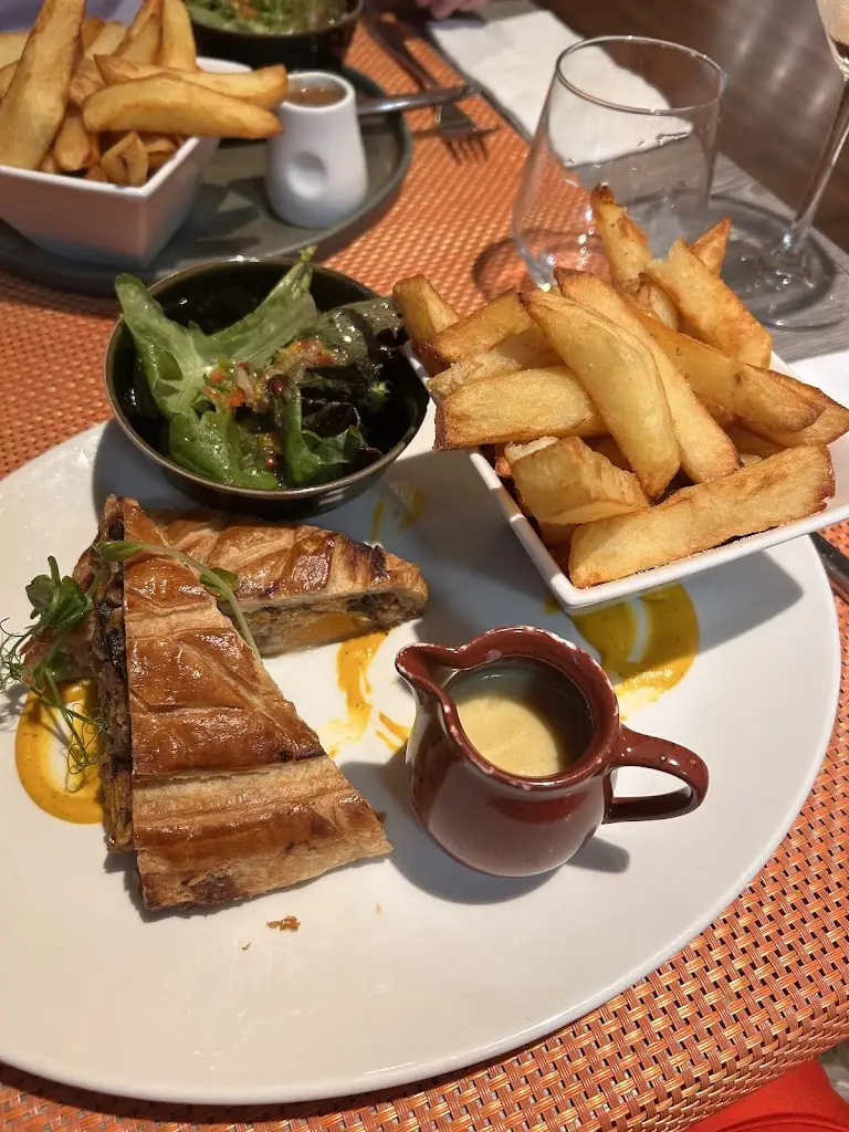 Megan Delaney_The Waterfront Restaurant_Boyle_review