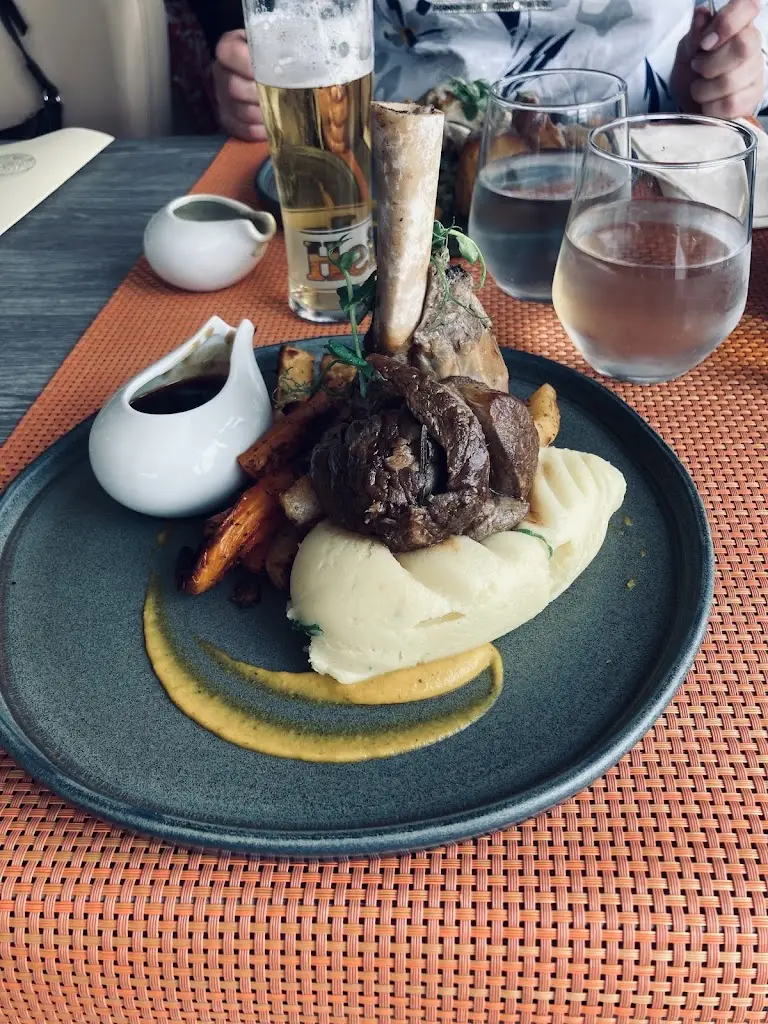 The Waterfront Restaurant_Boyle_slider_image_3