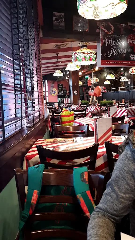 TGI Friday's - Blanchardstown_Blanchardstown_slider_image_2