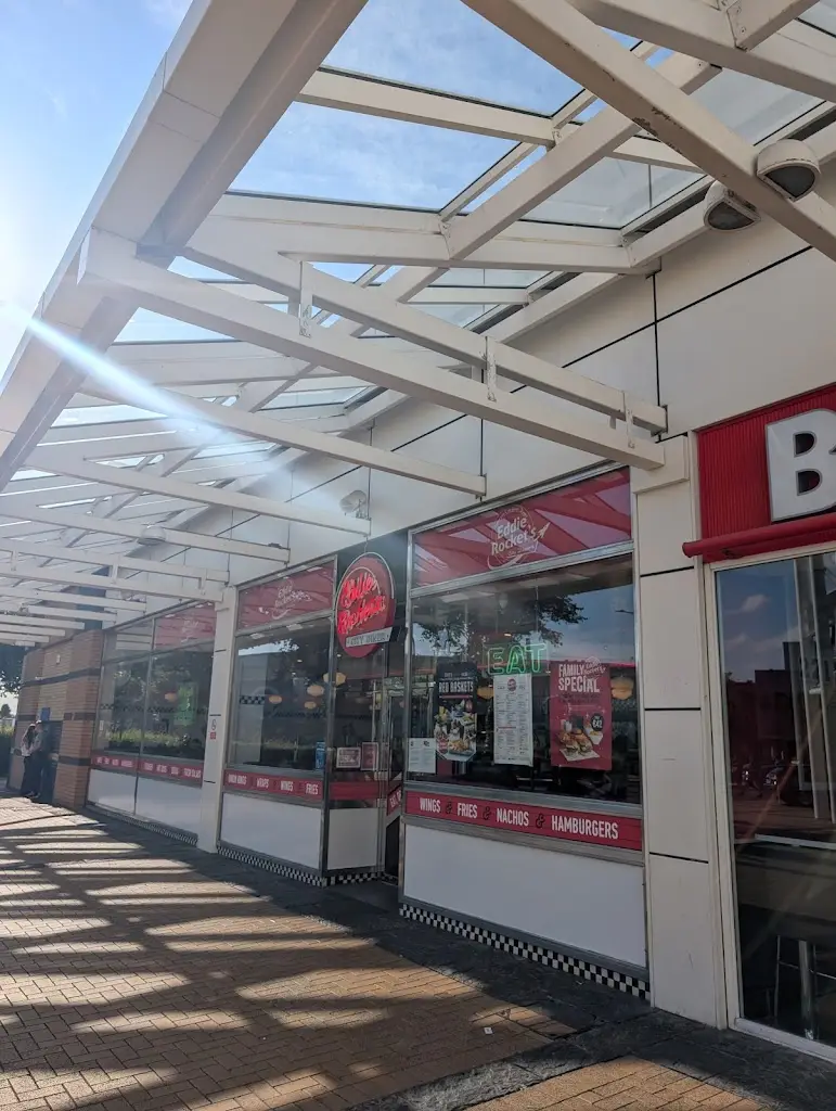 Satish Krish_Eddie Rocket's_Blanchardstown_recensione