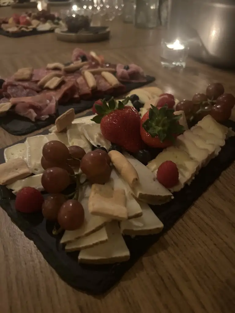 Jeane Azevedo_EL CELLER Tapas Restaurant & Wine Bar_Blackrock_review