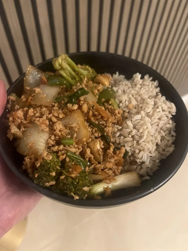 Ant & Ali Lynch_Camile Blackrock_Blackrock_review