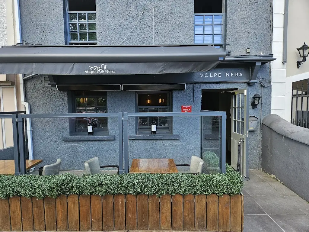 Volpe Nera restaurante en Blackrock