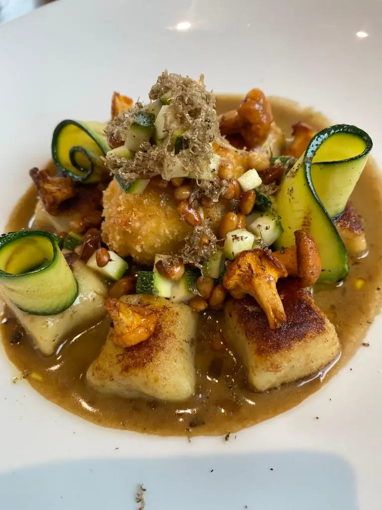 Volpe Nera_Blackrock_slider_image_3