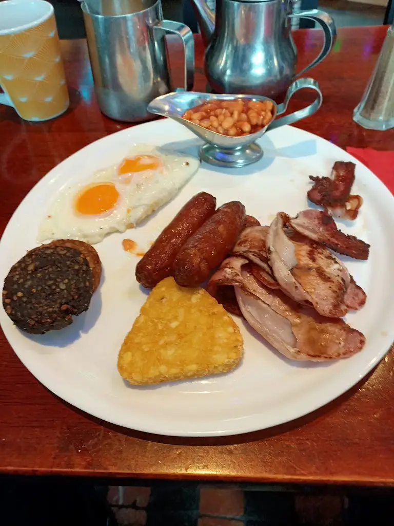 L-G_The Blackrock Inn_Blackrock_avis