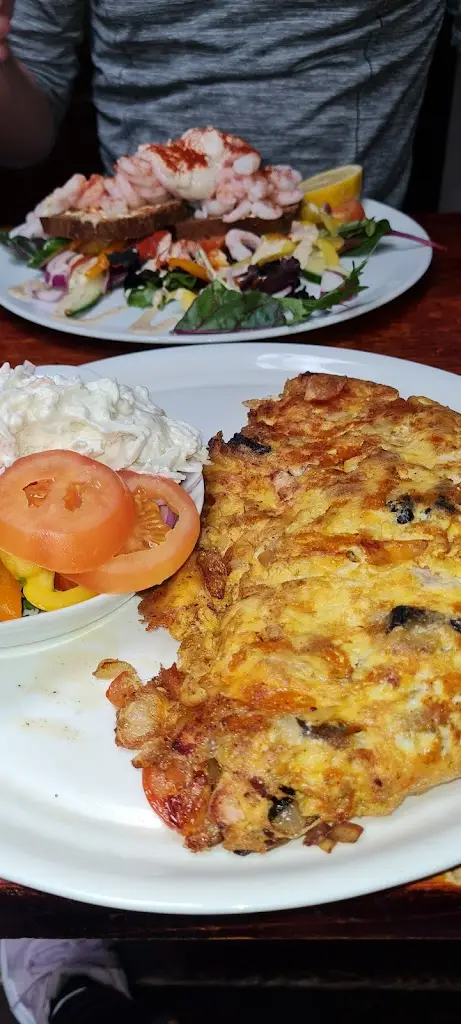 Nuala Coughlan_The Blackrock Inn_Blackrock_avis