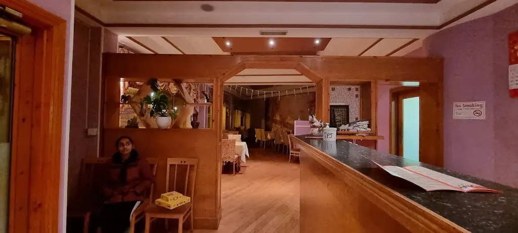 Wing Hung Restaurant_Boyle_slider_image_2