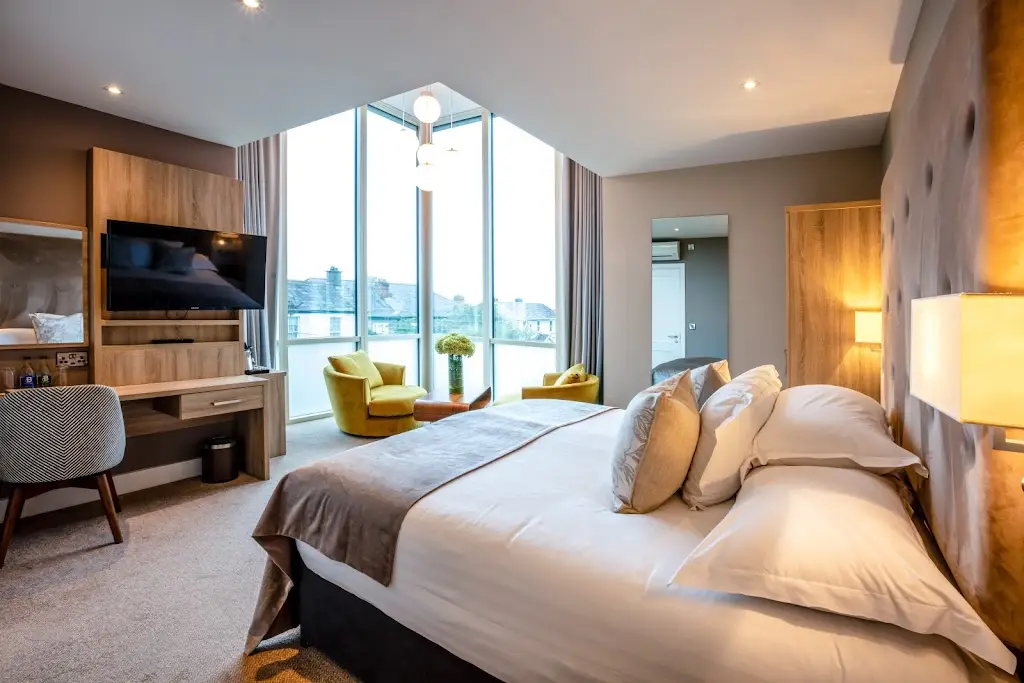 Gleesons of Booterstown_Booterstown_slider_image_3