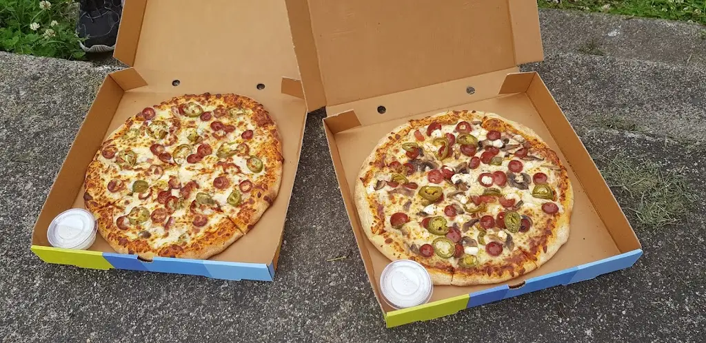 Firehouse Pizza Booterstown_Booterstown_slider_image_2