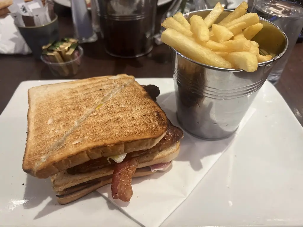 Sree Parvathi_The Brock Inn Bar and Restaurant_Bonnybrook_review