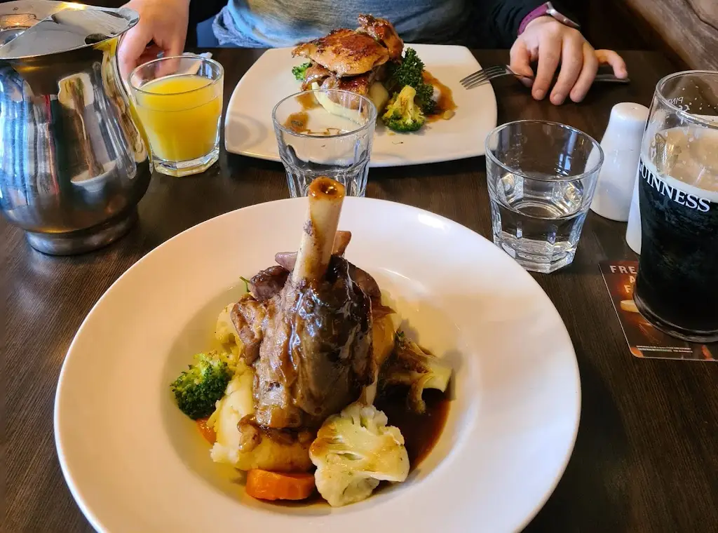 Open Table Boyle_Boyle_slider_image_3