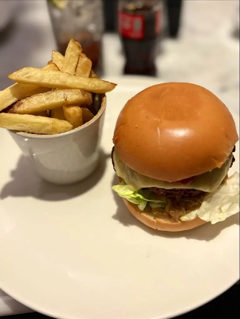 Maria Holton_The Dunmore_Bonnybrook_Bewertung