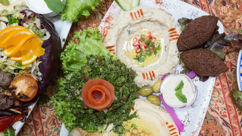 Damascus Gate Restaurant_Bonnybrook_slider_image_3