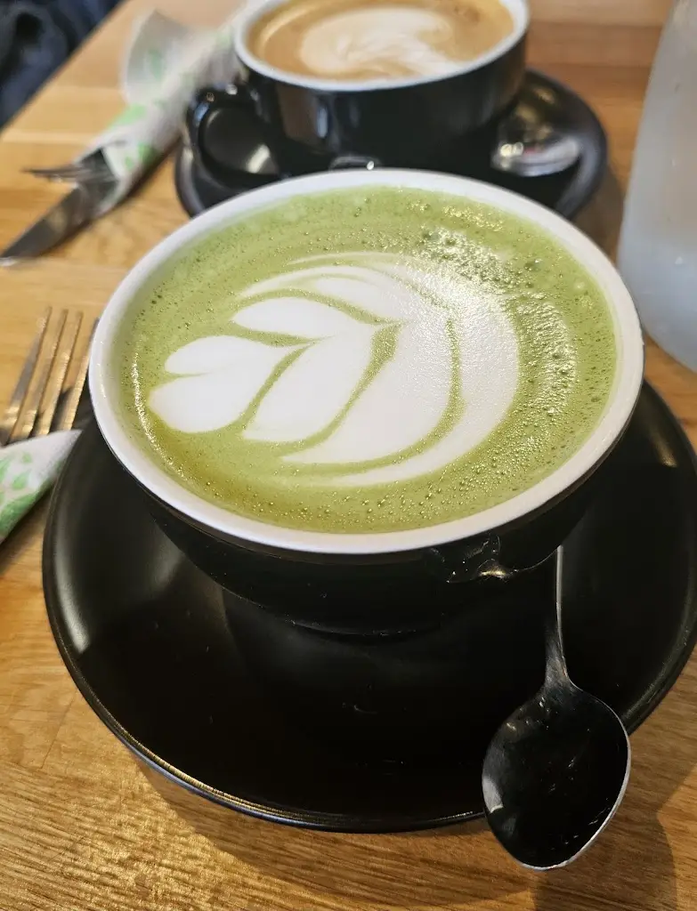 Happy Out_Bonnybrook_slider_image_3