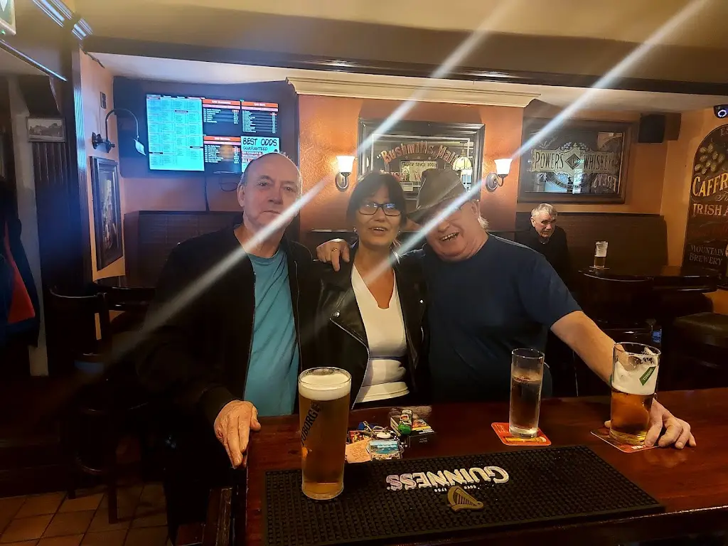 McBrides BAR LOUNGE_Castlebellingham_slider_image_2