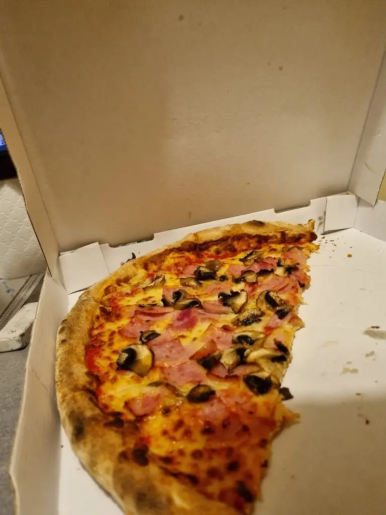 Maria Gdt_Roma Take Away Castlebellingam_Castlebellingham_avis