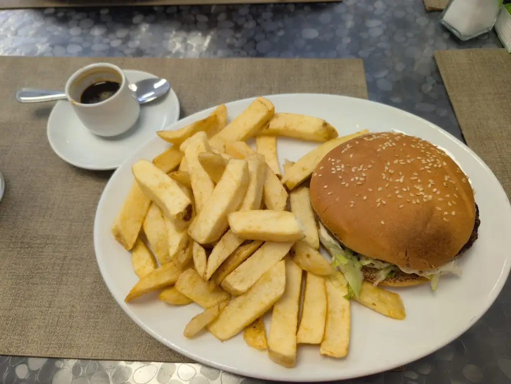 jasna škiljan_Cosa Mia_Carnew_review