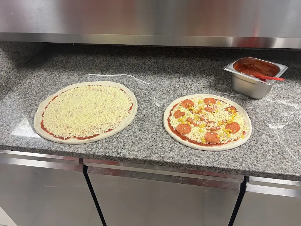 Menu_ROMA Takeaway & Pizzeria_Carnew_image_9