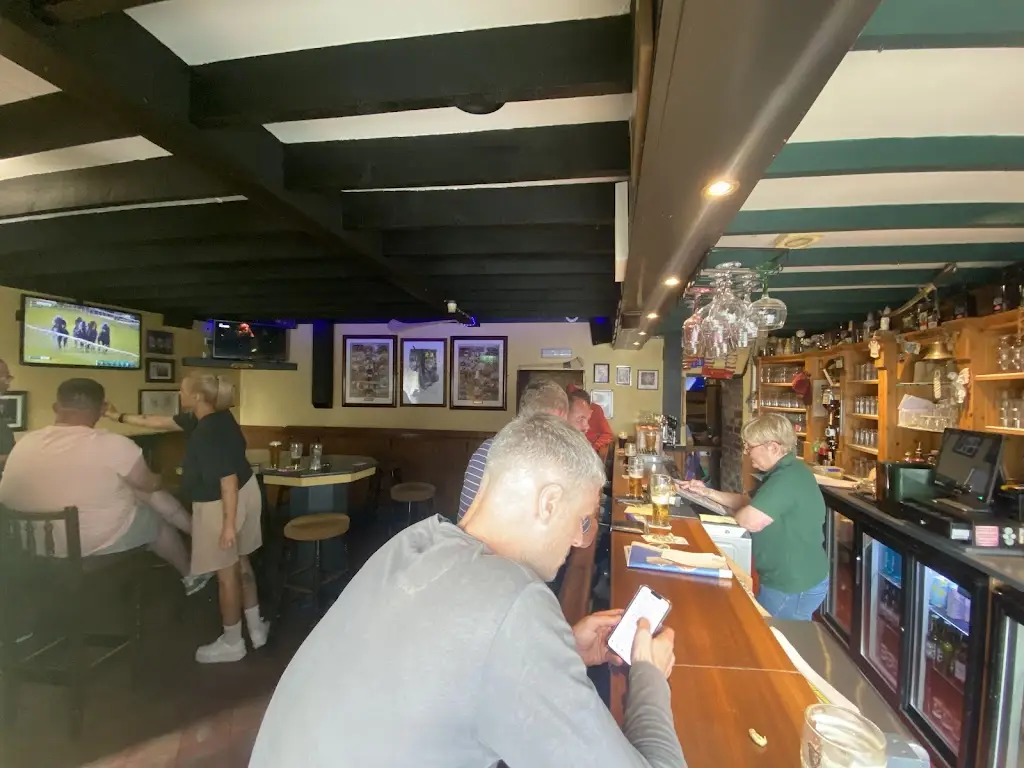 Jose Diaz_Doyles Pub_Castledermot_review
