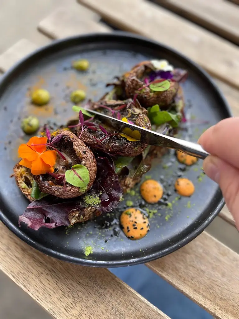 Twirly Gate_Chapelizod_slider_image_2