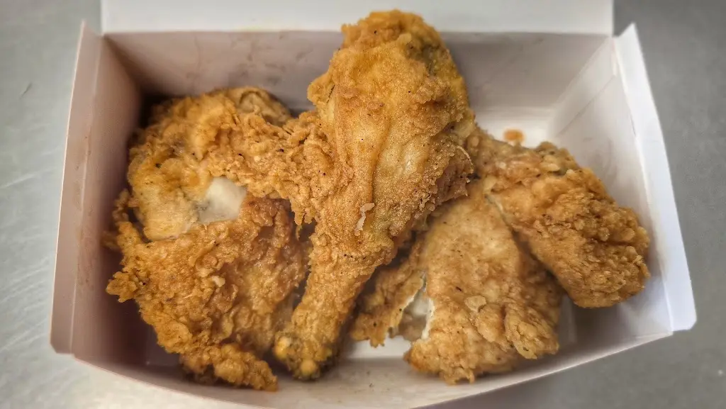 Macari's Take Away and pizzeria_Blessington_slider_image_3