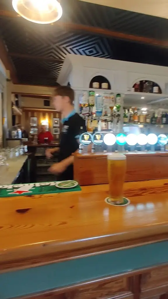 Rahul Dilip Kumar_The Horse and Hound_Cabinteely_review