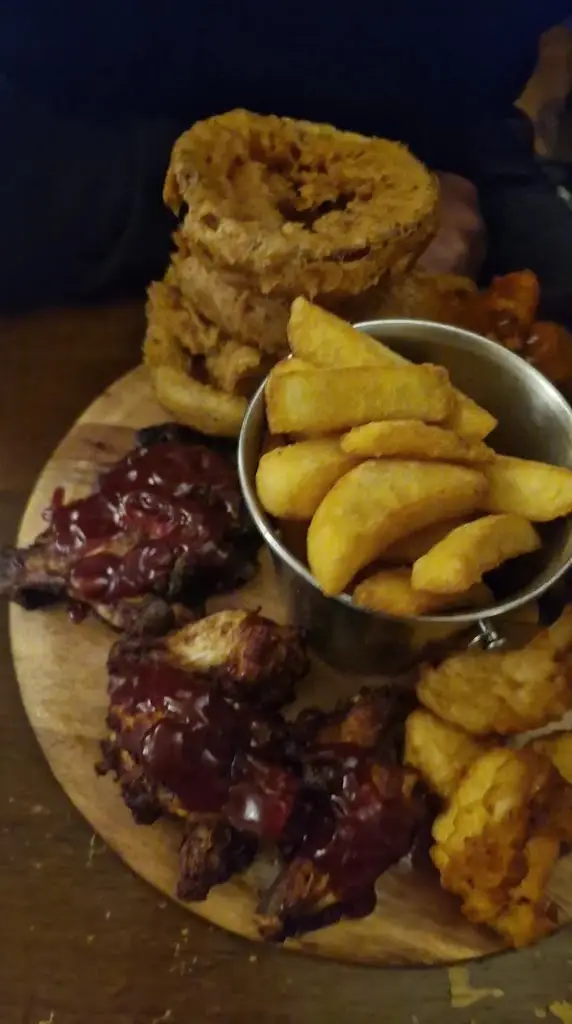 Hiney's Pub_Crossmolina_slider_image_2