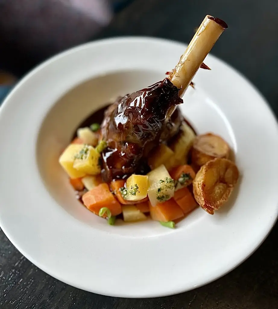 Tom's Bar & Bistro_Castlepollard_slider_image_2