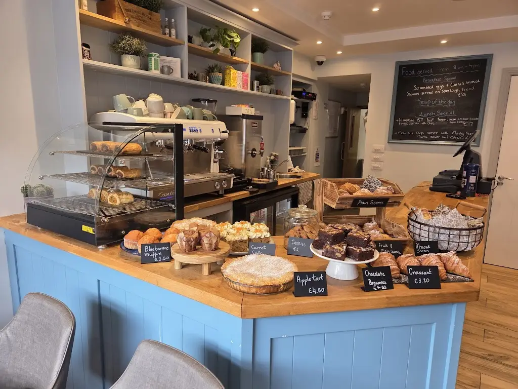 The Old Post Office Coffee Shop & Bakery - Crossmolina restaurante en Crossmolina