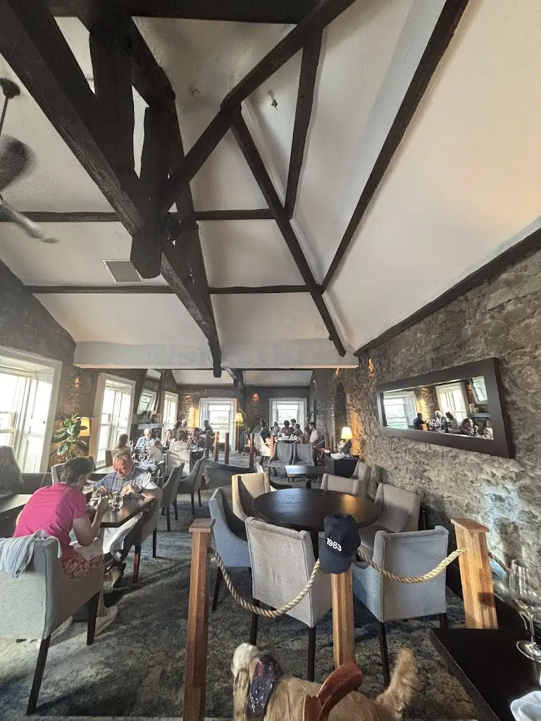 Ameen Dibbini_The Harbour Kitchen Restaurant_Charlesland_review