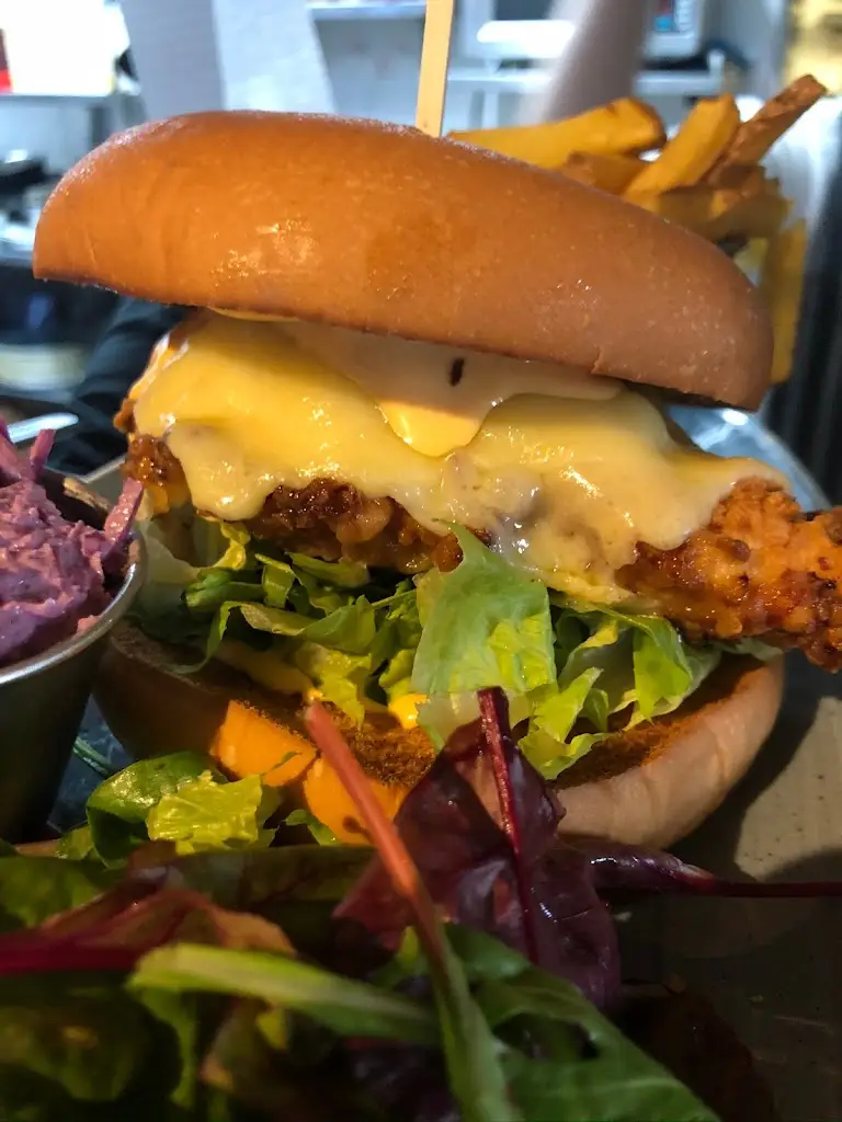 Dockyard No.8_Bray_slider_image_3