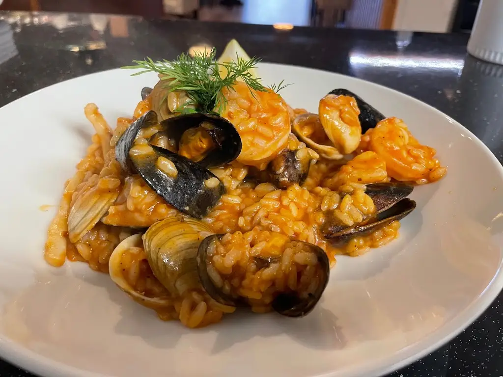 La Piazza Restaurant_Bray_slider_image_3