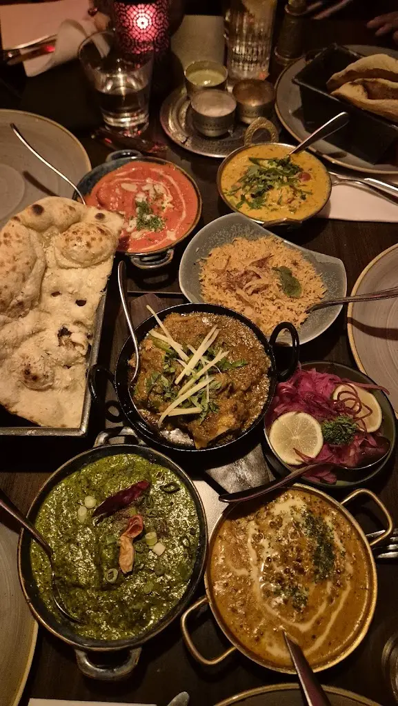 Rhoda Akinyemi_Daata Bray_Bray_review