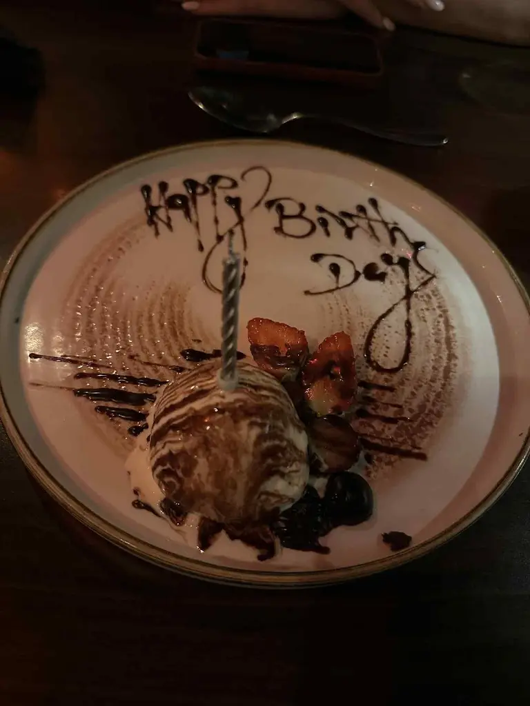 Lalita Bhamra_Daata Bray_Bray_review