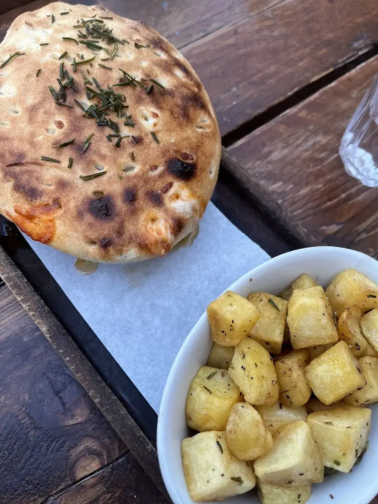 Menu_Platform Pizza Bar Bray_Bray_imagen_5