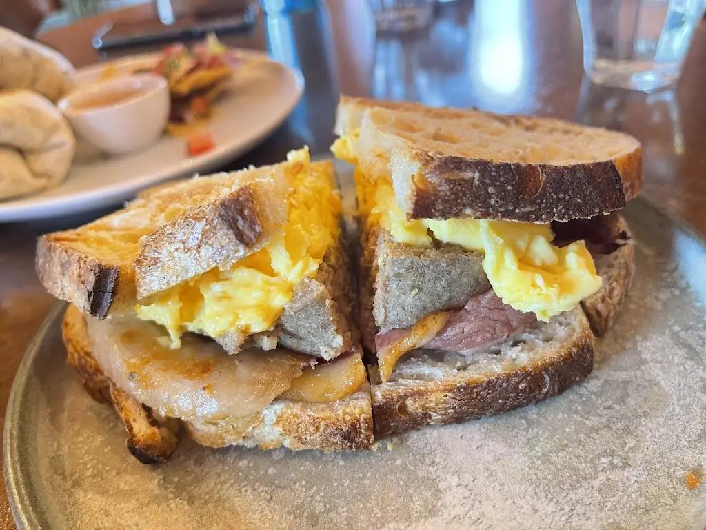 sf Lui_Nine_Bray_reseña