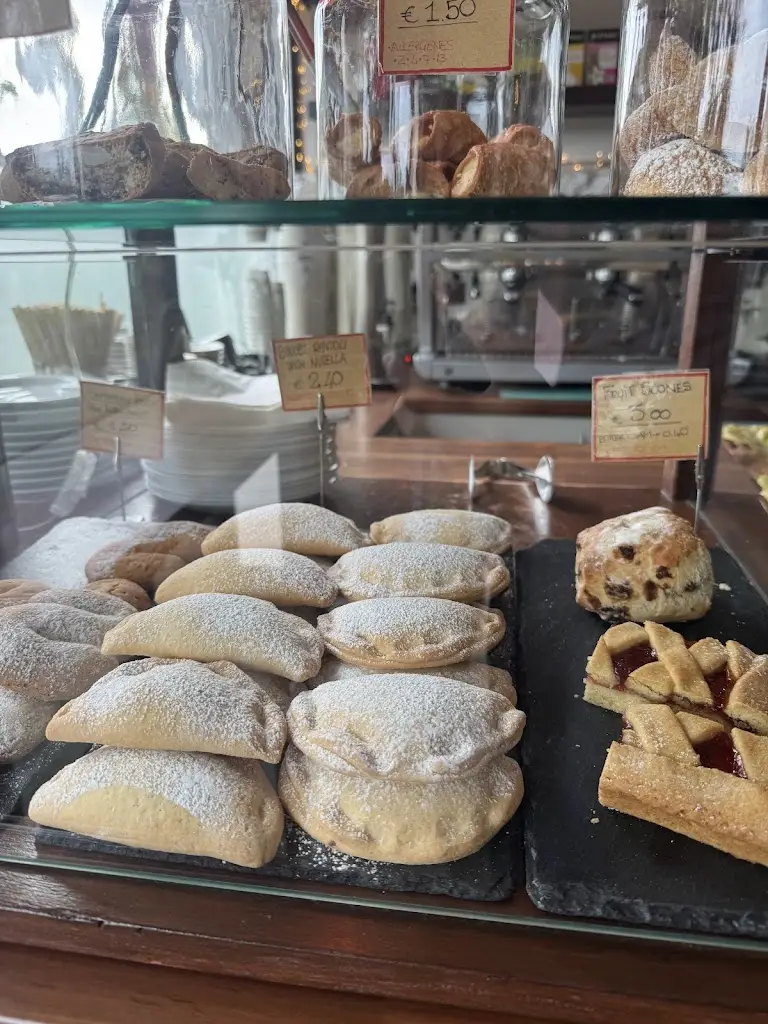 I GUFI CAFE_Bray_slider_image_3