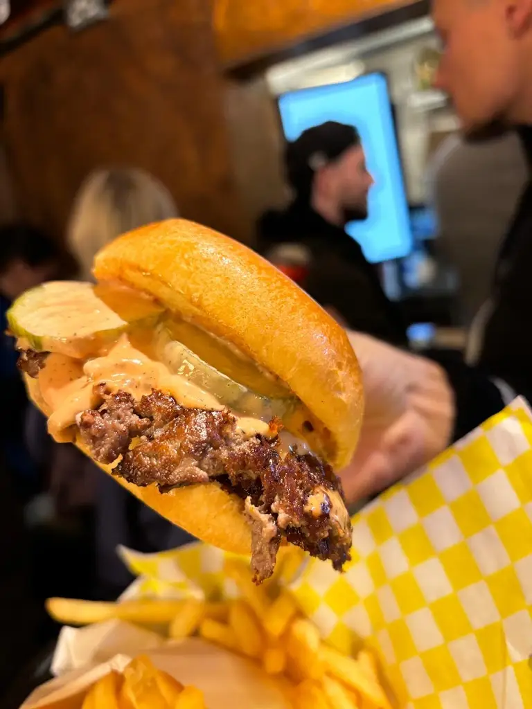 Menu_Burger Boy Bray_Bray_image_8