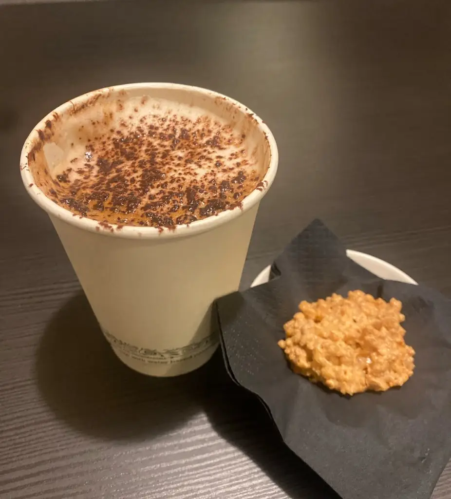 DongHyek Jung_Caffe Letterario GattaNera_Bray_review