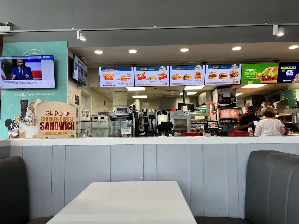 Supermac's & Papa John's Clonshaugh_Coolock_slider_image_2