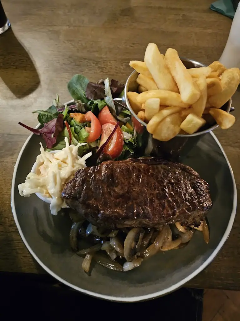 Colin Keogh_Carpenters Bar Lounge & Restaurant_Carlow_review