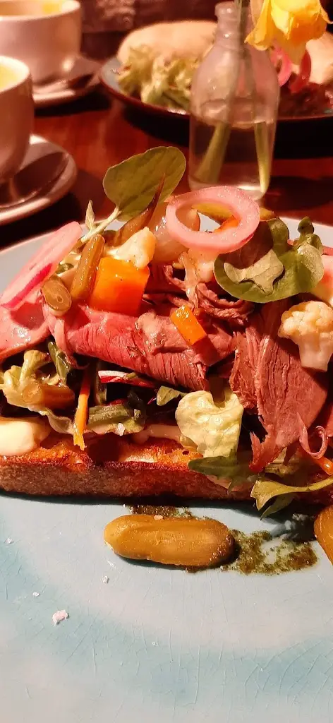 Loraine Delaney_Lennons @ Visual_Carlow_review