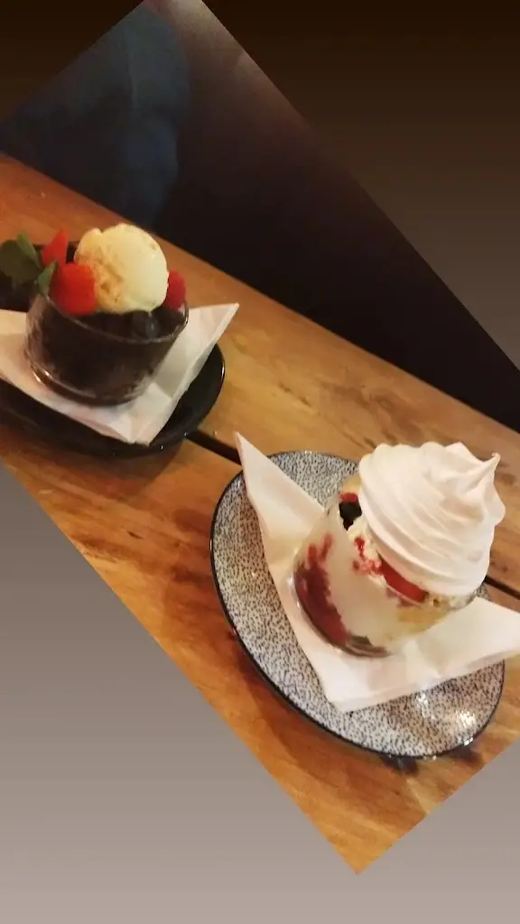 L Melay_Pimento_Carlow_review