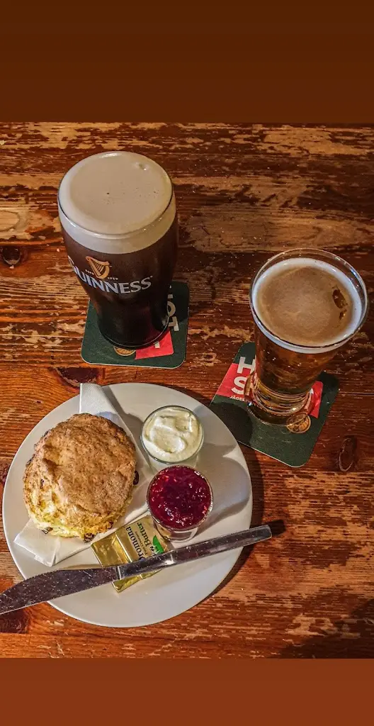 Maureen O'Leary_Tully's Bar Carlow_Carlow_review