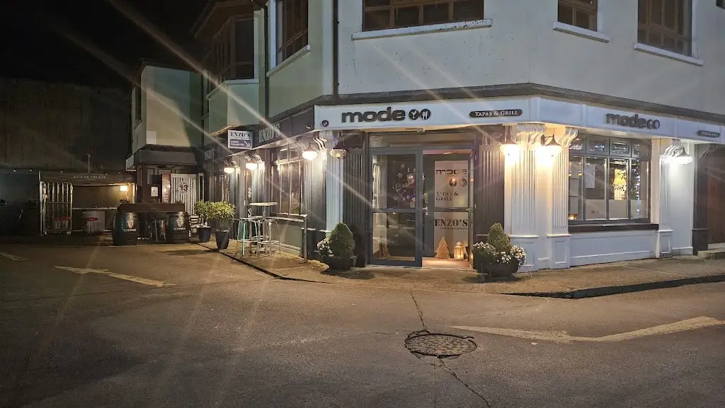 Mode Tapas & Grill_Clane_slider_image_1