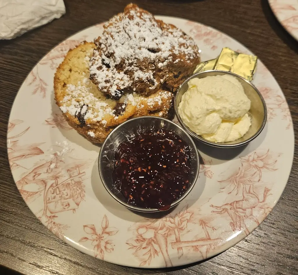 Laura Grebliauskiene_The Pot & Pantry_Clane_review