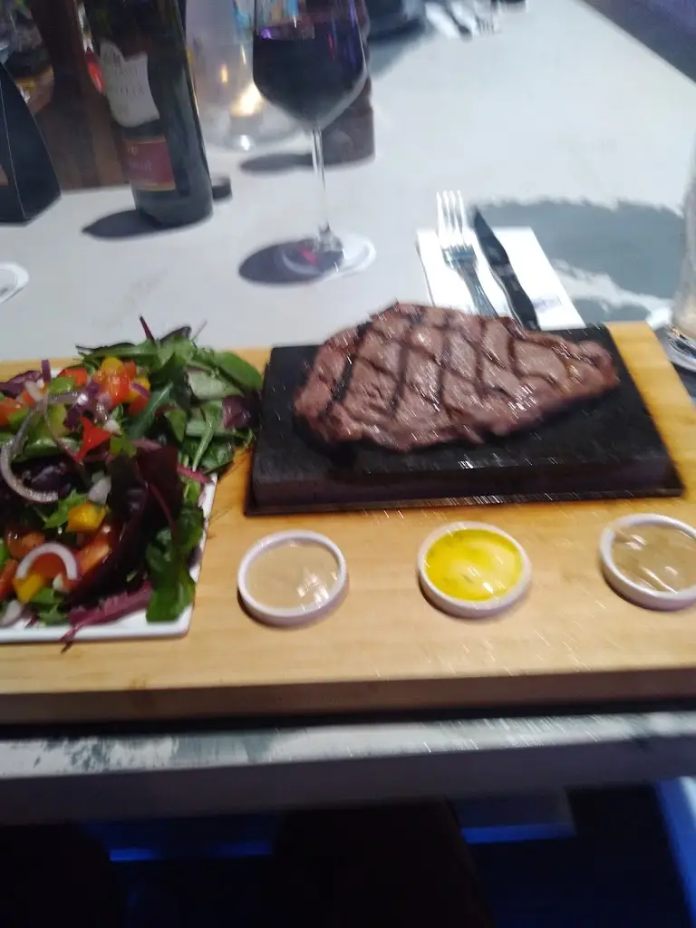 Menu_Breeze Bar & Grill_Clane_image_3