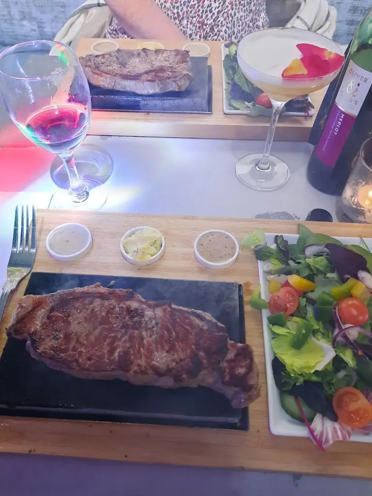 Menu_Breeze Bar & Grill_Clane_image_5