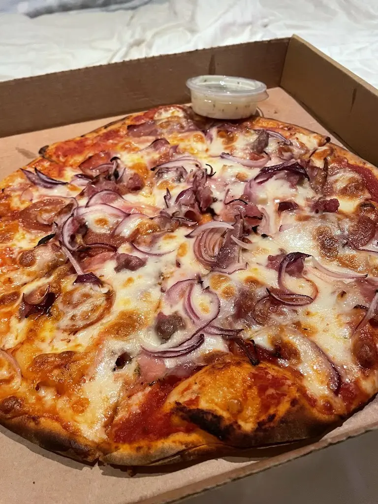 Ames_IL SALOTTO_Bearna_review