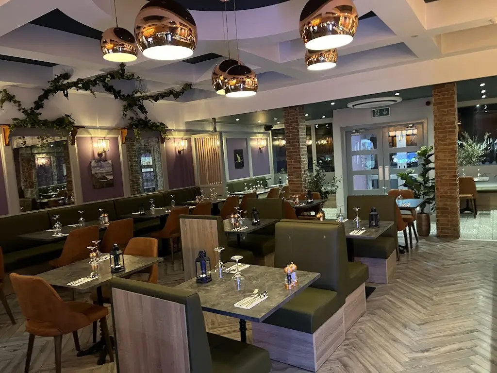 IL SALOTTO_Bearna_slider_image_3